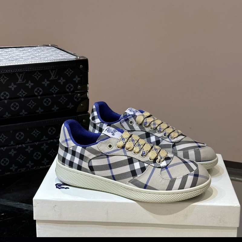 B**rry sneakers